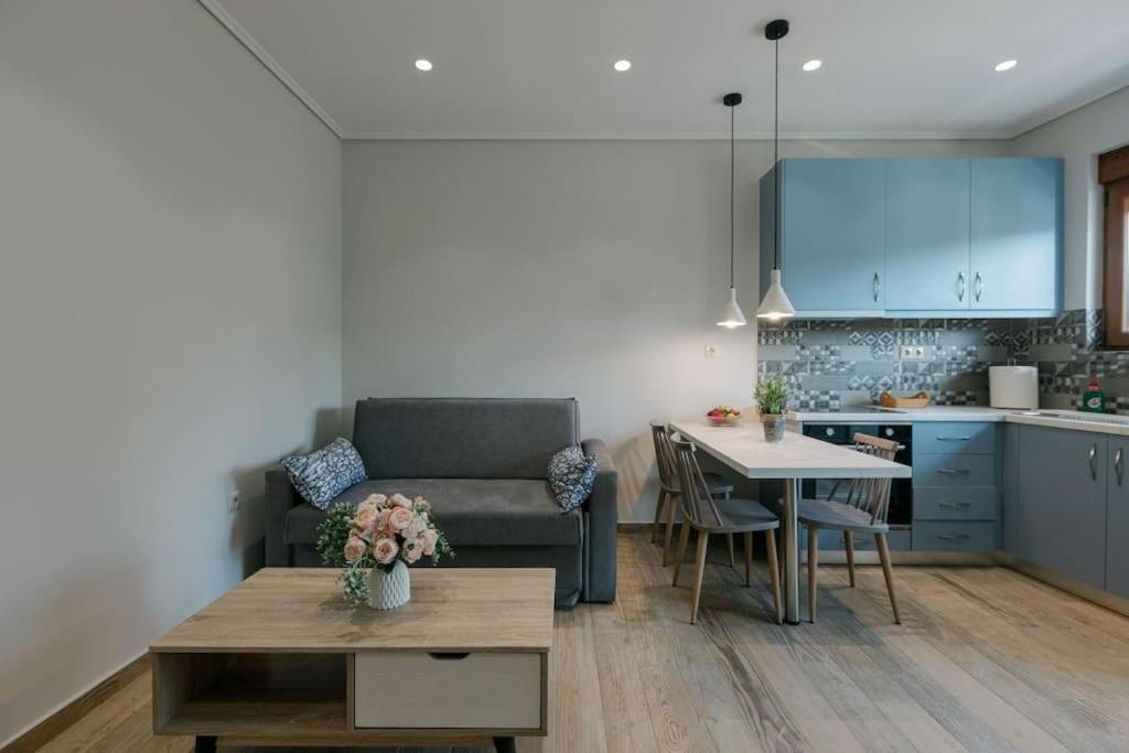Appartement Ναυτικός Όμιλος Nautical Club à Chios Town Extérieur photo